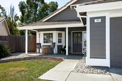 105 Victoria Court, Dixon, CA 95620 - Photo 2