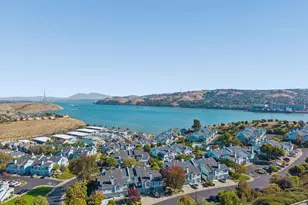 189 Breezewalk Dr, Vallejo, CA 94591 - Photo 62