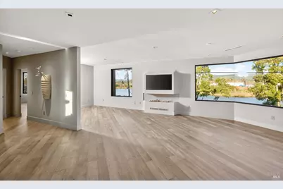 585 Riverside Drive, Napa, CA 94559 - Photo 12