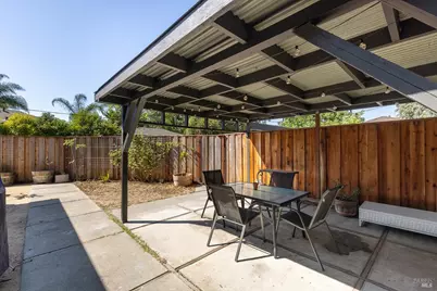1740 E Street, Napa, CA 94559 - Photo 26