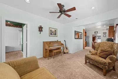 118 Walnut Avenue, Vacaville, CA 95688 - Photo 16