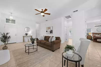 418 Marvin Gardens Drive, Vacaville, CA 95687 - Photo 12