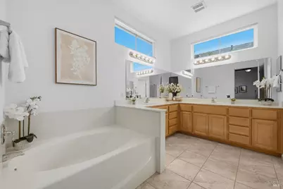 418 Marvin Gardens Drive, Vacaville, CA 95687 - Photo 38