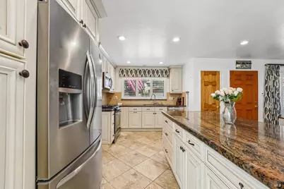 3090 Shane Drive, Richmond, CA 94806 - Photo 14