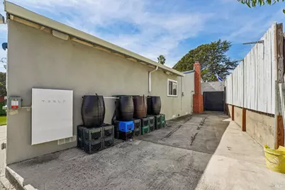 3090 Shane Drive, Richmond, CA 94806 - Photo 28