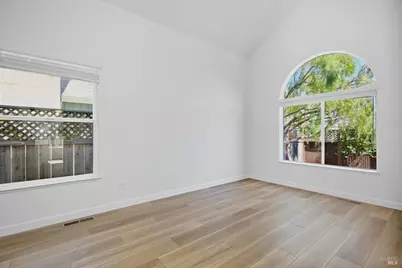 2148 Bock Street, Santa Rosa, CA 95403 - Photo 8