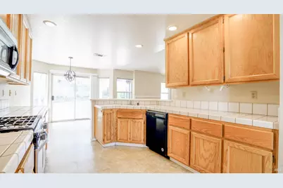 318 Drydock Court, Vacaville, CA 95688 - Photo 6