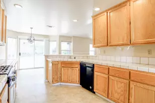 318 Drydock Ct, Vacaville, CA 95688 - Photo 6