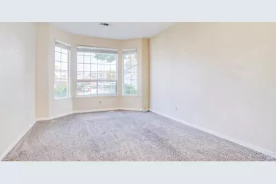 318 Drydock Court, Vacaville, CA 95688 - Photo 12