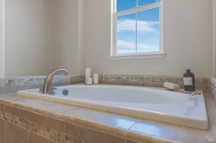 519 Sauvignon Pl, Windsor, CA 95492 - Photo 34