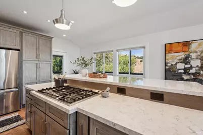 34 Tomahawk Drive, San Anselmo, CA 94960 - Photo 14
