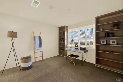 1055 Sandhurst Drive, Vallejo, CA 94591 - Photo 28