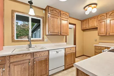 1142 Guaymas Street, Santa Rosa, CA 95401 - Photo 6