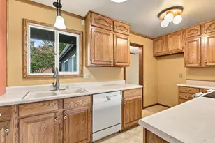 1142 Guaymas St, Santa Rosa, CA 95401 - Photo 6