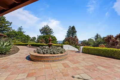 205 Bret Harte Road, San Rafael, CA 94901 - Photo 20