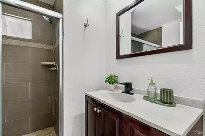 115 Robin Street, Napa, CA 94558 - Photo 12