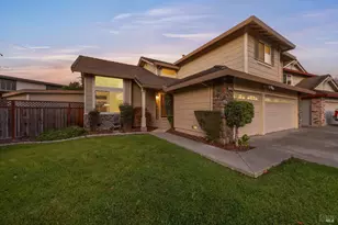 7305 Roxanne Ln, Rohnert Park, CA 94928 - Photo 2