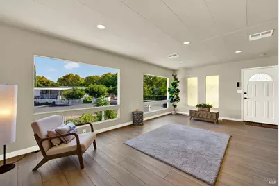 102 Sunset Drive, Vacaville, CA 95687 - Photo 2