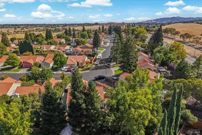 337 Sun Valley Way, Vacaville, CA 95688 - Photo 54