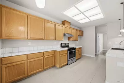 337 Sun Valley Way, Vacaville, CA 95688 - Photo 12