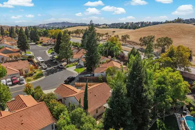337 Sun Valley Way, Vacaville, CA 95688 - Photo 52