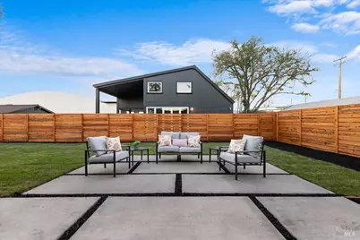 1421 Spruce Way, Healdsburg, CA 95448 - Photo 38