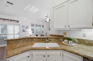 802 Monaghan Cir, Vacaville, CA 95688 - Photo 16