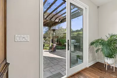 218 Saffron Court, Napa, CA 94559 - Photo 14