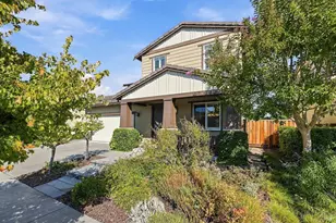 218 Saffron Ct, Napa, CA 94559 - Photo 2