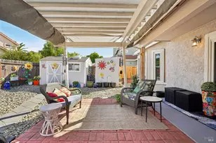 1102 Charter Ln, Fairfield, CA 94533 - Photo 4
