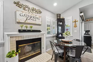 1102 Charter Ln, Fairfield, CA 94533 - Photo 2