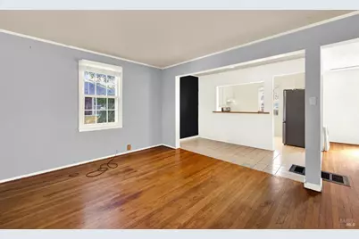 62 Parrott Street, Vallejo, CA 94590 - Photo 2