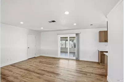 220 Long Street, Suisun City, CA 94585 - Photo 12