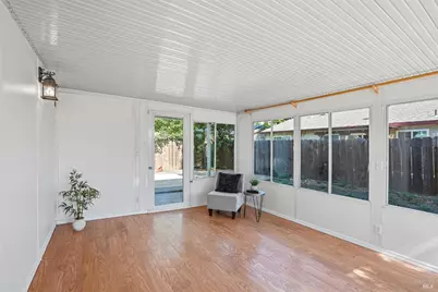 220 Long Street, Suisun City, CA 94585 - Photo 6