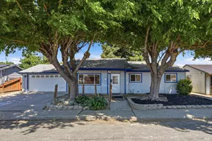 220 Long St, Suisun City, CA 94585 - Photo 8