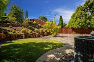 1009 Trailside Dr, El Sobrante, CA 94803 - Photo 18