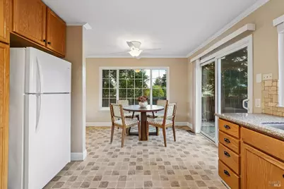 8799 Lancaster Drive, Rohnert Park, CA 94928 - Photo 18