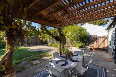 2221 Grahn Drive, Santa Rosa, CA 95404 - Photo 26