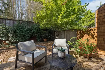 831 Sir Francis Drake Boulevard #4, San Anselmo, CA 94960 - Photo 10