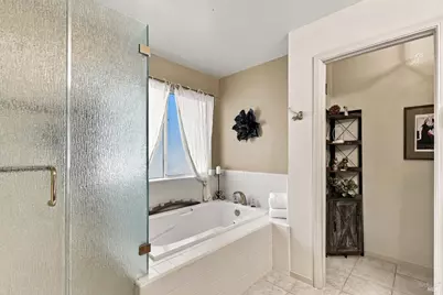 8295 Oakmont Drive, Santa Rosa, CA 95409 - Photo 30