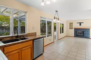 1025 Cinnabar Way, Vacaville, CA 95687 - Photo 16