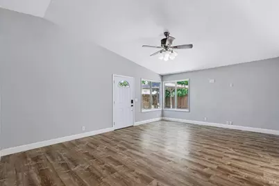 1896 Brookwood Drive, Vacaville, CA 95687 - Photo 28