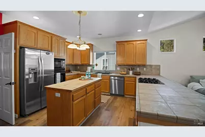 19516 N Mountain Meadow, Hidden Valley Lake, CA 95467 - Photo 20
