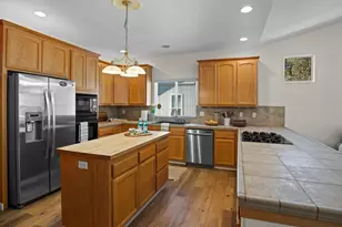19516 N Mountain Meadow, Hidden Valley Lake, CA 95467 - Photo 20