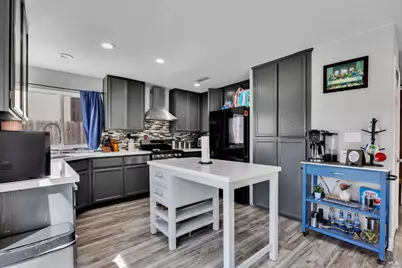 1093 Cloverbrook Circle, Vacaville, CA 95687 - Photo 10