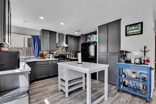 1093 Cloverbrook Cir, Vacaville, CA 95687 - Photo 10