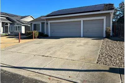 648 Chaucer Lane, American Canyon, CA 94503 - Photo 4