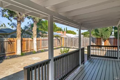 1607 California Drive, Vacaville, CA 95687 - Photo 32