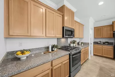137 Clematis Street, Vacaville, CA 95687 - Photo 24