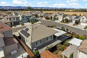 137 Clematis St, Vacaville, CA 95687 - Photo 74